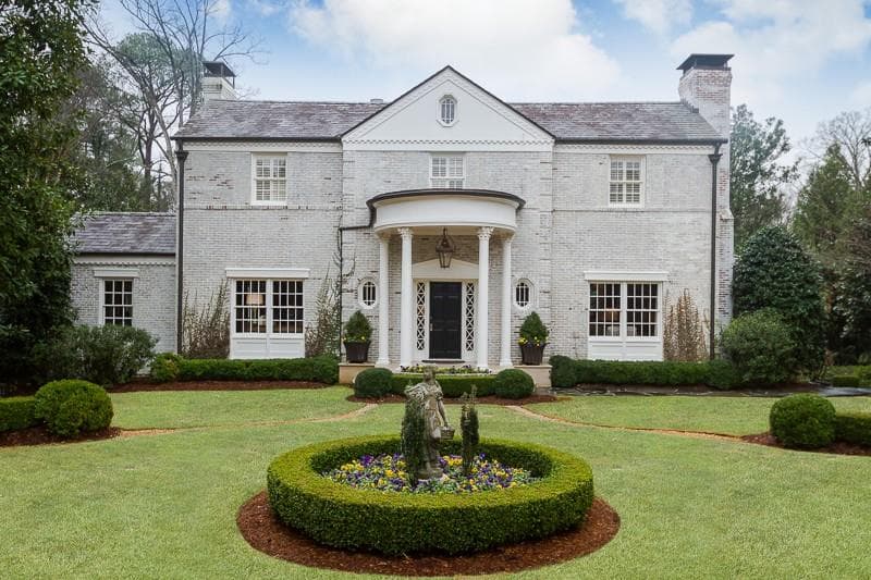 4 bedroom single family residence sold at 230 W Paces Ferry Road, Atlanta, GA 30305