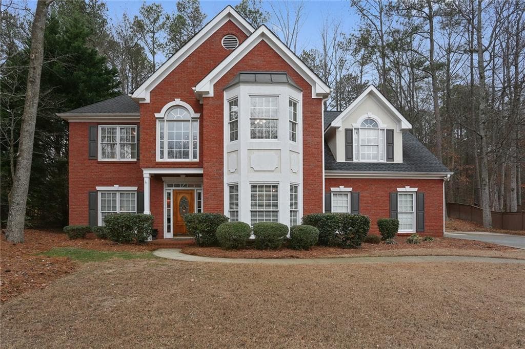 4 bedroom, 2,970 sq ft single family residence sold at 2040 Bentbrooke Trail, Lawrenceville, GA 30043
