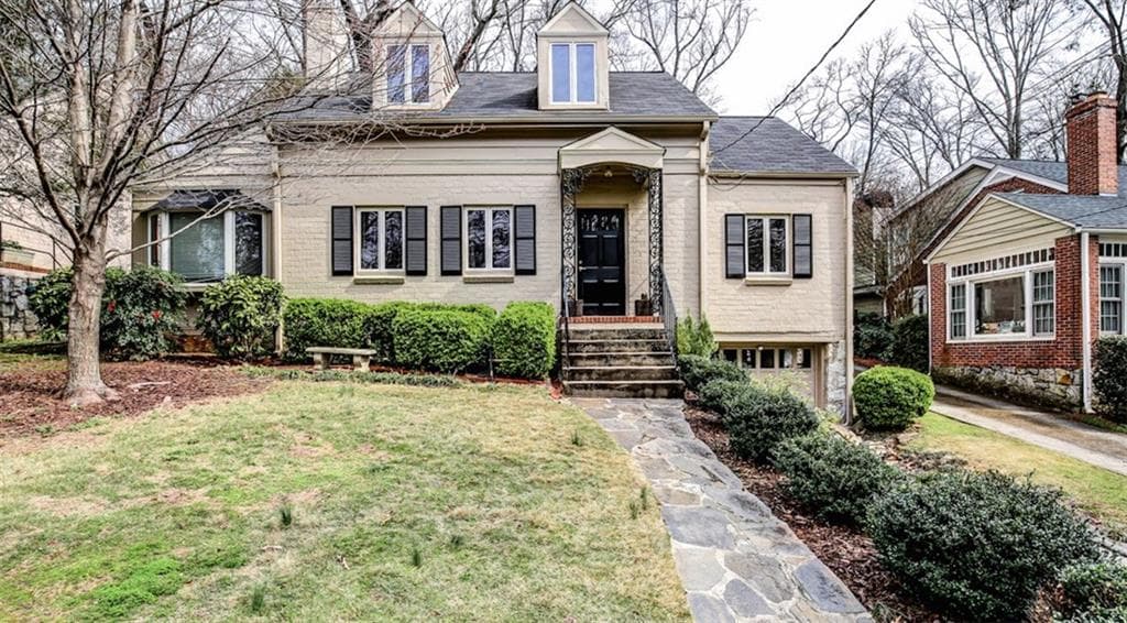 3 bedroom, 2,235 sq ft single family residence sold at 517 Princeton Way, Atlanta, GA 30307