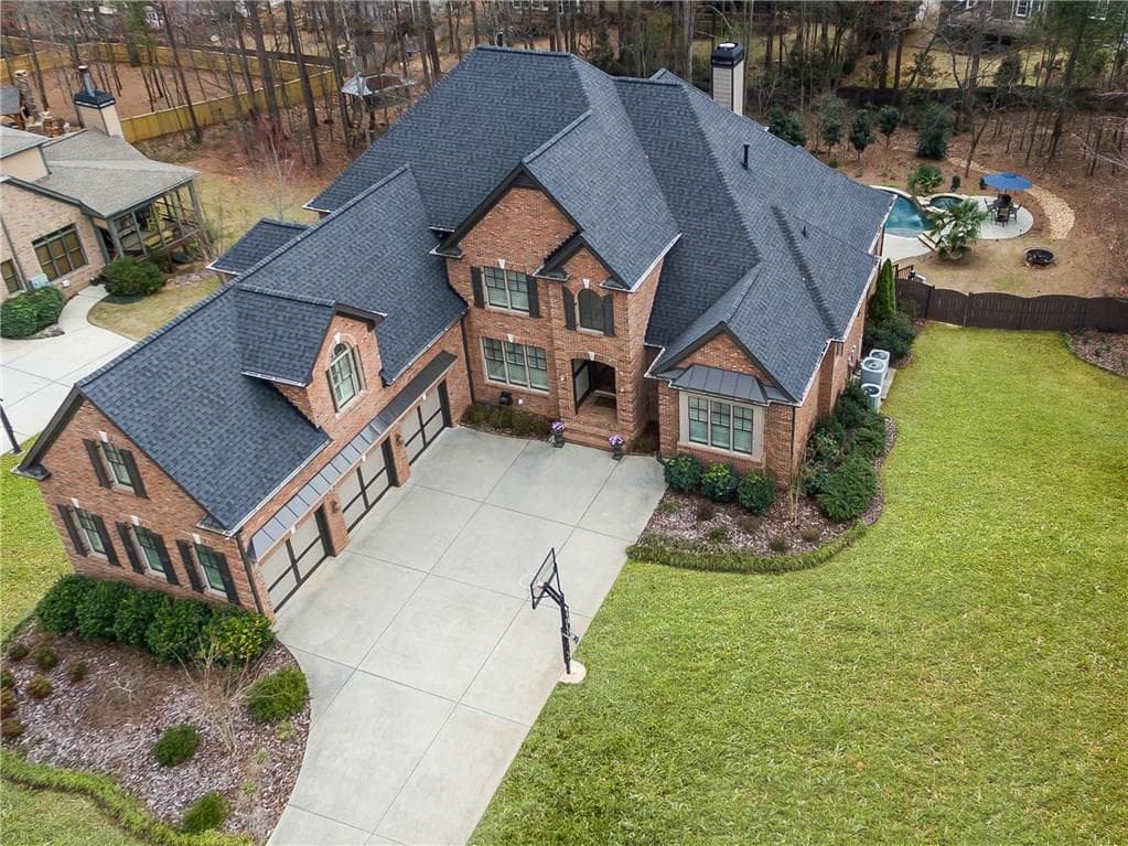 7 bedroom, 7,200 sq ft single family residence sold at 6261 Eagles Crest Drive, Acworth, GA 30101