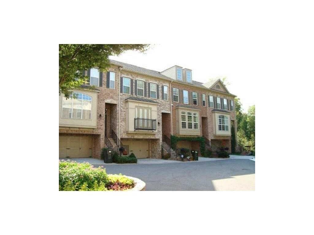 3 bedroom, 2,076 sq ft townhouse sold at 2686 Rivers Edge Drive, Atlanta, GA 30324