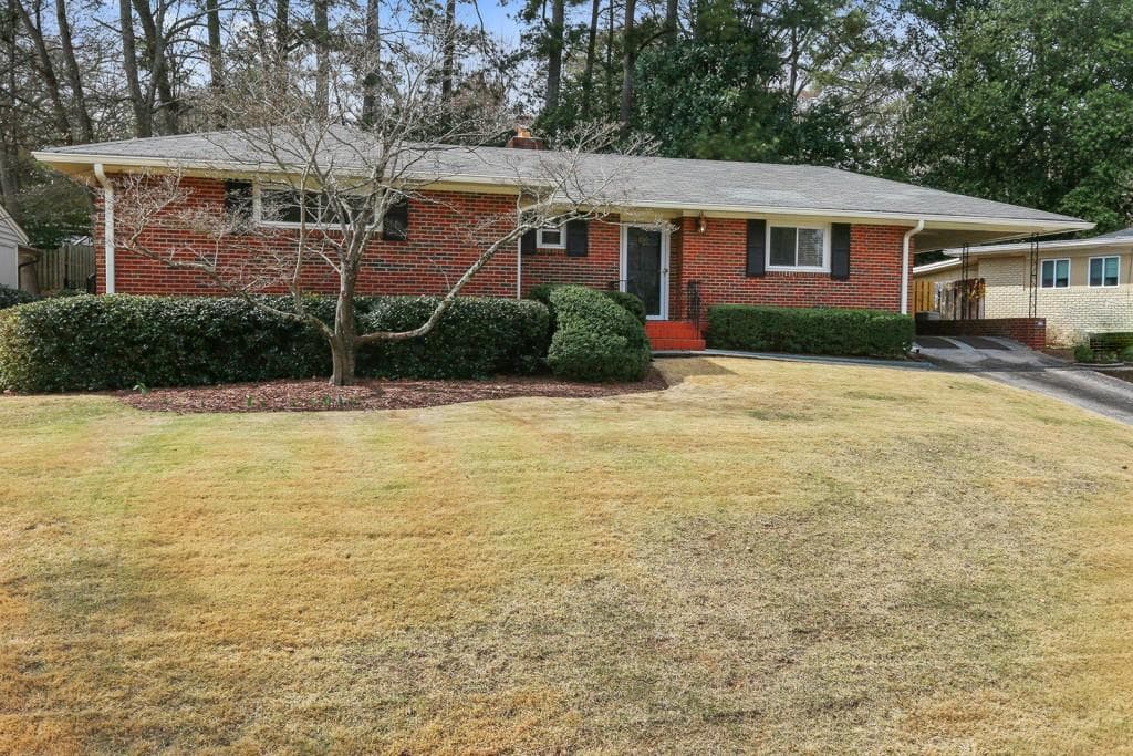 3 bedroom, 1,798 sq ft single family residence sold at 404 Springdale Drive, Atlanta, GA 30305