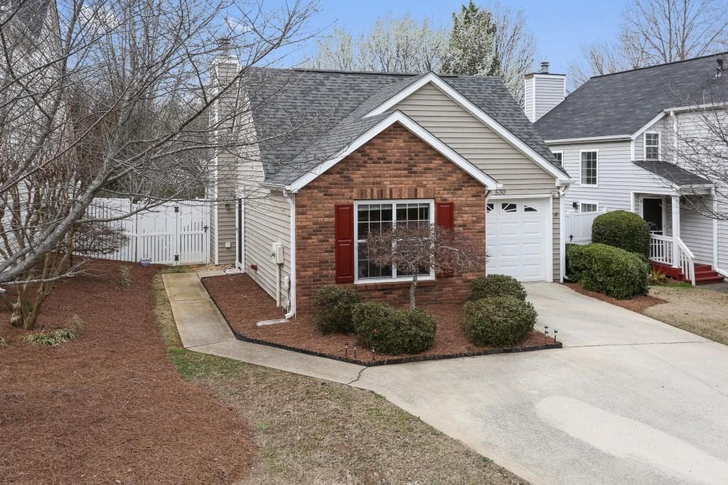 530 Crossbridge Alley, Johns Creek, GA 30022 — most recent listing photo