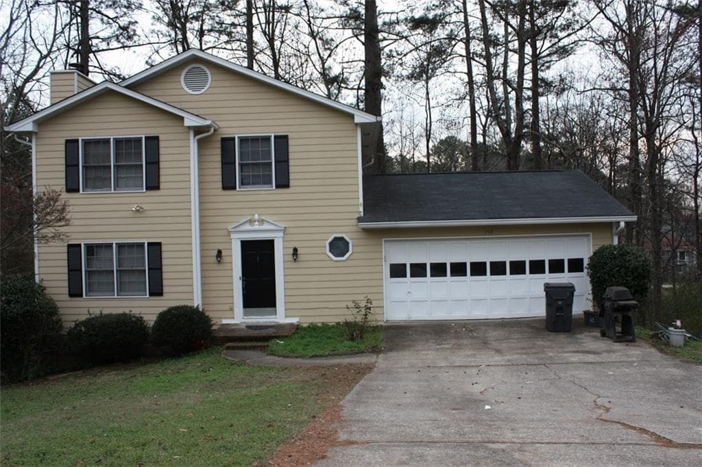 4 bedroom, 2,268 sq ft single family residence sold at 338 Summerville Drive, Lawrenceville, GA 30046