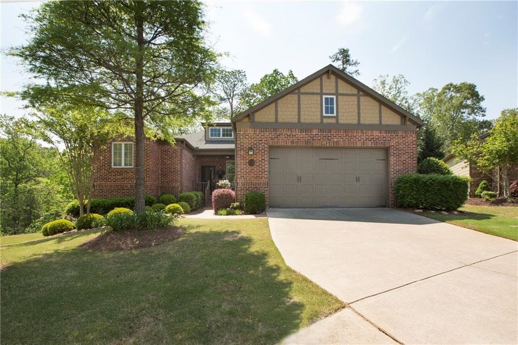 3 bedroom, 4,249 sq ft single family residence sold at 670 Laurel Crossing, Canton, GA 30114