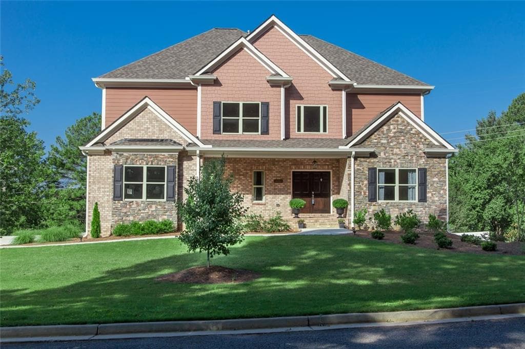 5 bedroom, 3,860 sq ft single family residence sold at 1186 Lincoln Drive, Marietta, GA 30066