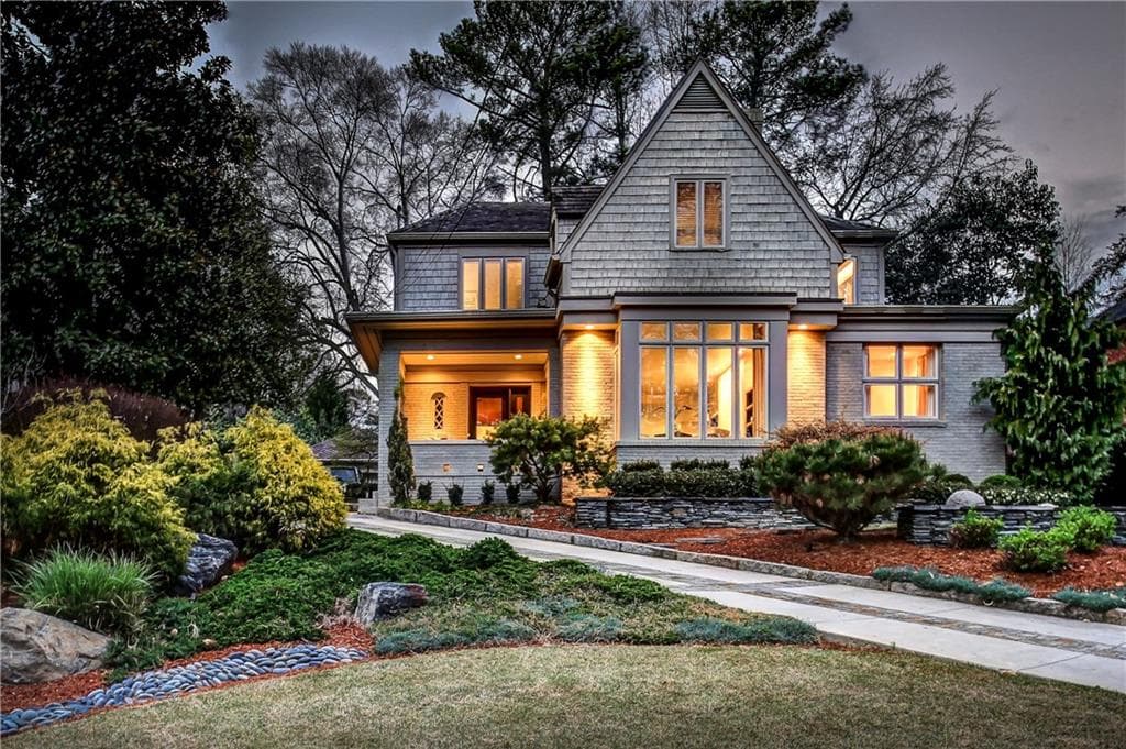 4 bedroom, 3,600 sq ft single family residence sold at 1094 Berkshire Road, Atlanta, GA 30306