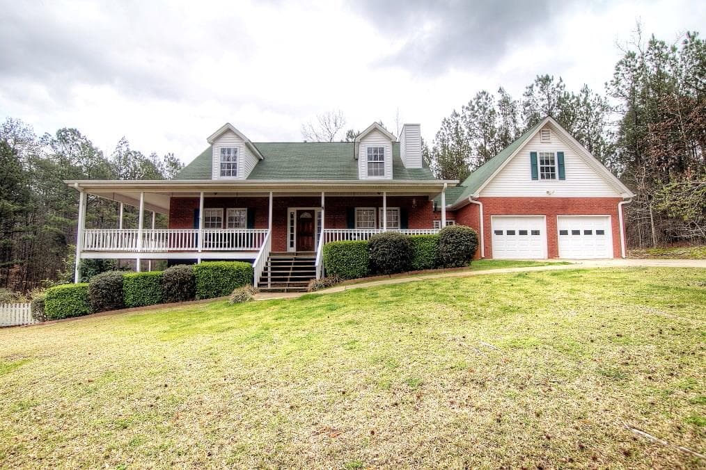 4 bedroom single family residence sold at 8100 Banks Mill Road, Douglasville, GA 30135