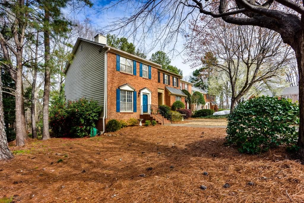 3 bedroom, 1,920 sq ft townhouse sold at 4371 Ivy Glen Way 4371, Smyrna, GA 30082