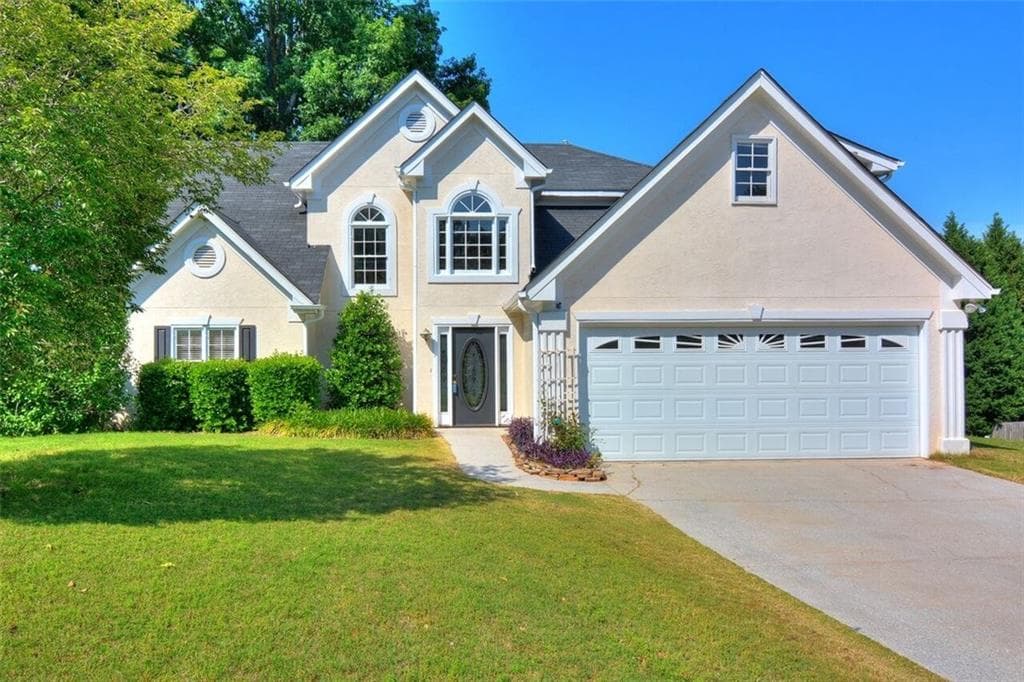 4 bedroom, 2,304 sq ft single family residence sold at 1931 Furlong Run, Lawrenceville, GA 30043
