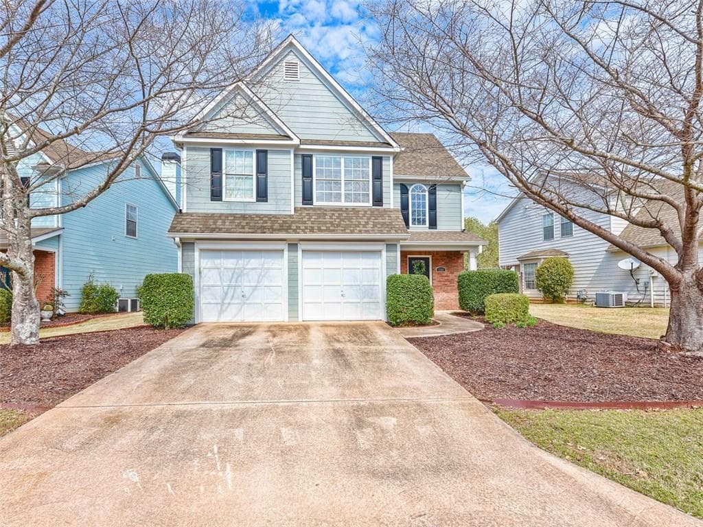 3 bedroom, 1,808 sq ft single family residence sold at 1180 Birchwood Lane, Roswell, GA 30076
