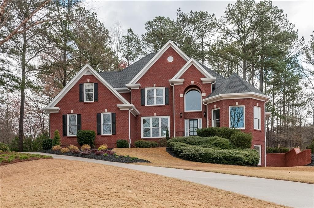 4 bedroom single family residence sold at 7170 Meadow Brook Court, Cumming, GA 30040