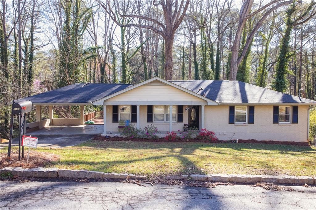 4 bedroom, 1,831 sq ft single family residence sold at 2190 Cedarbrook Court, Atlanta, GA 30316