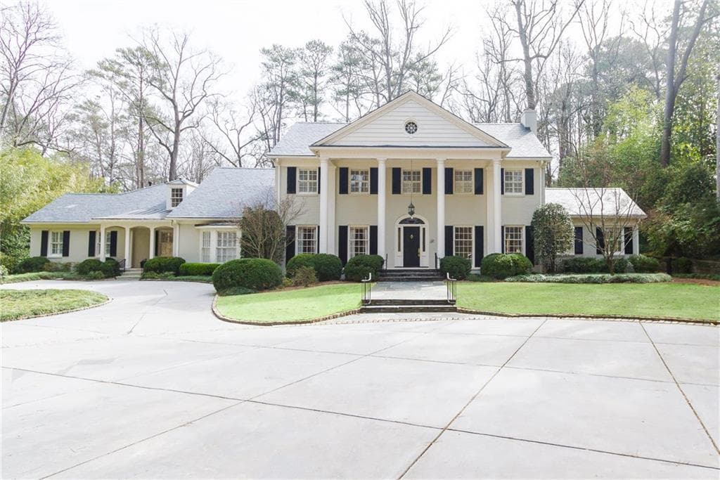 6 bedroom single family residence sold at 3537 Tuxedo Road, Atlanta, GA 30305