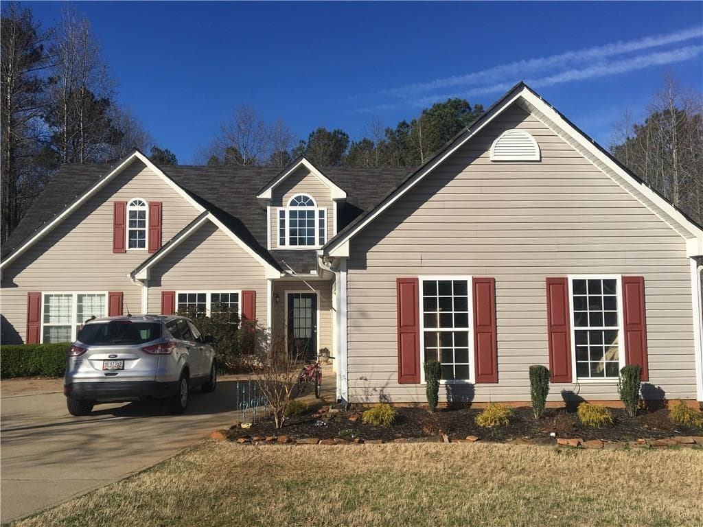4 bedroom single family residence sold at 1136 Brandenberry Lane, Auburn, GA 30011