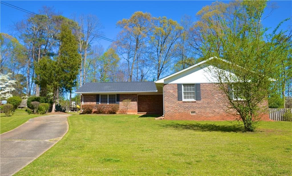 3 bedroom, 1,970 sq ft single family residence sold at 4551 Oakland Terrace, Mableton, GA 30126