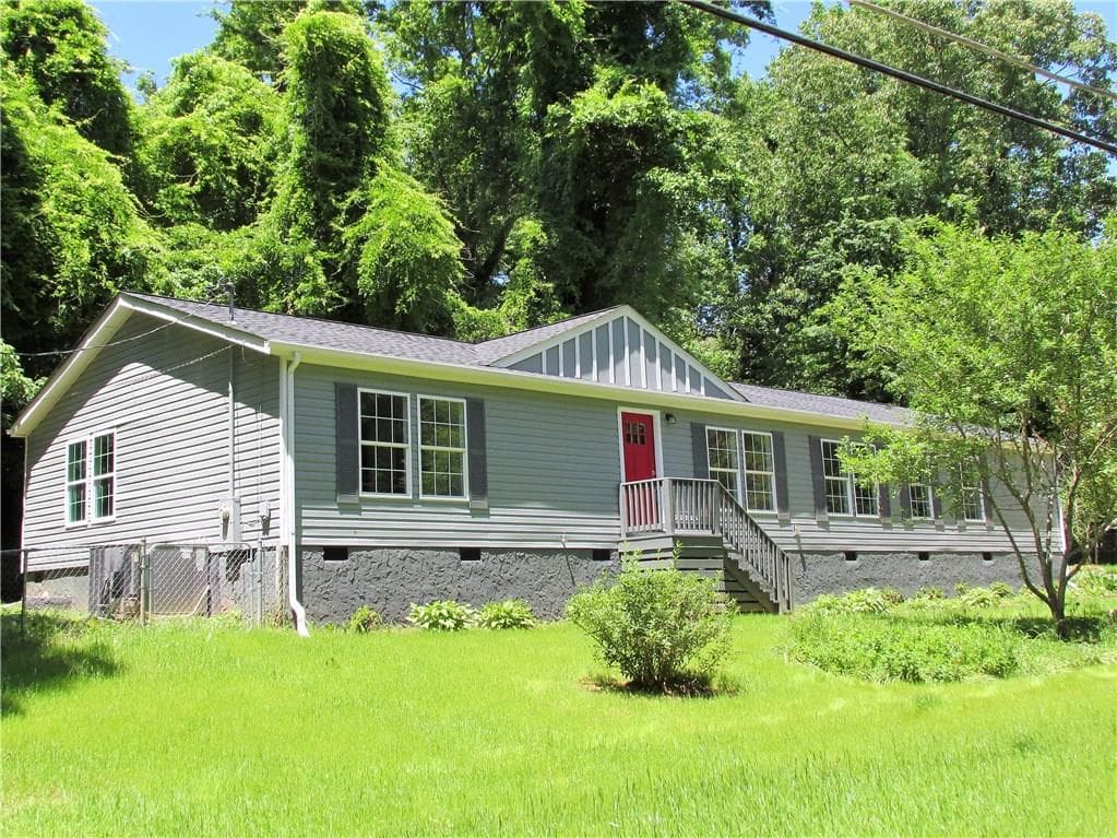 4 bedroom, 2,233 sq ft single family residence sold at 2475 Hazel Drive, Atlanta, GA 30316