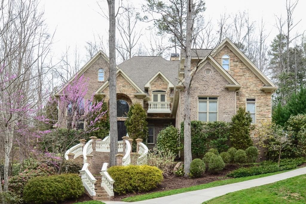8319 Grogans Ferry Road, Sandy Springs, GA 30350 — most recent listing photo