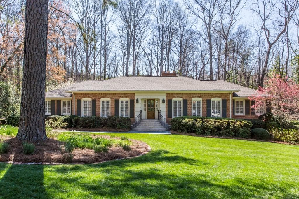4 bedroom, 2,616 sq ft single family residence sold at 1052 Coronado Drive, Atlanta, GA 30327