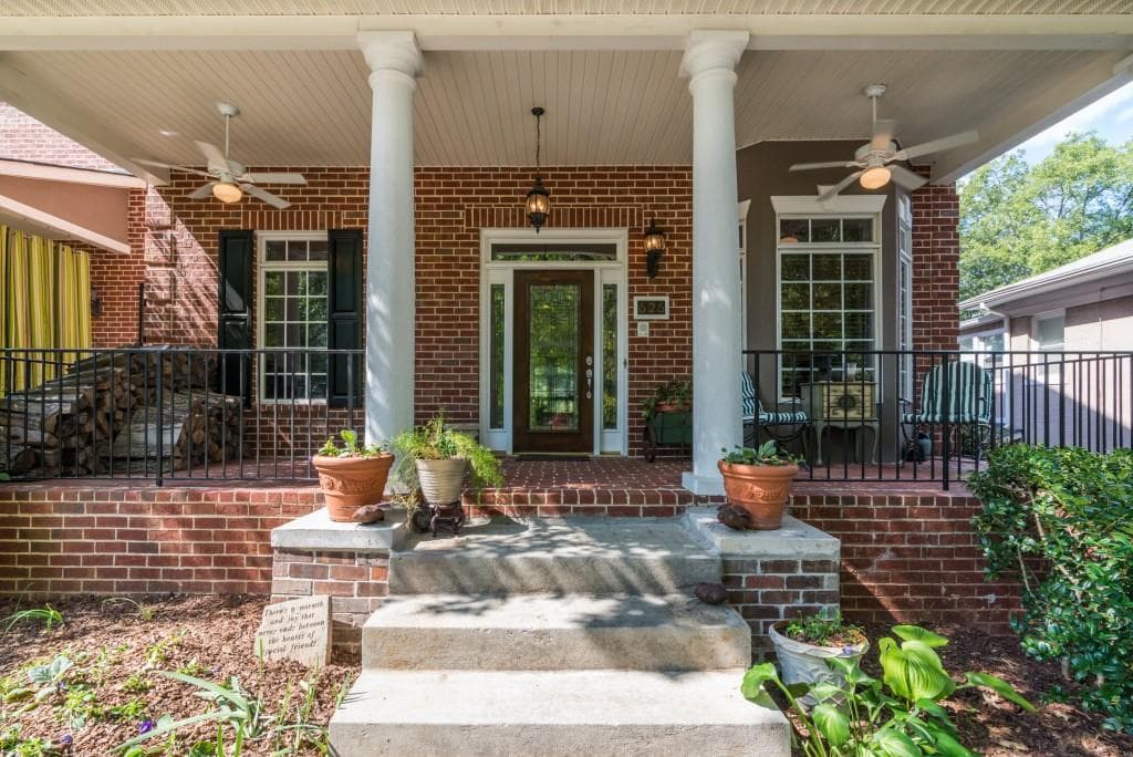 4 bedroom townhouse sold at 626 Bonaventure Avenue, Atlanta, GA 30306