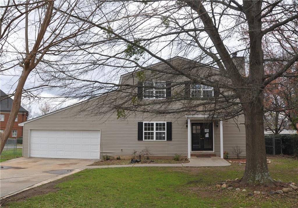 549 Watson Place, Gainesville, GA 30501 — most recent listing photo