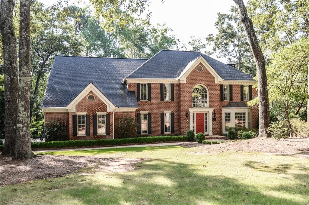 4 bedroom, 4,821 sq ft single family residence sold at 777 Denards Mill, Marietta, GA 30067