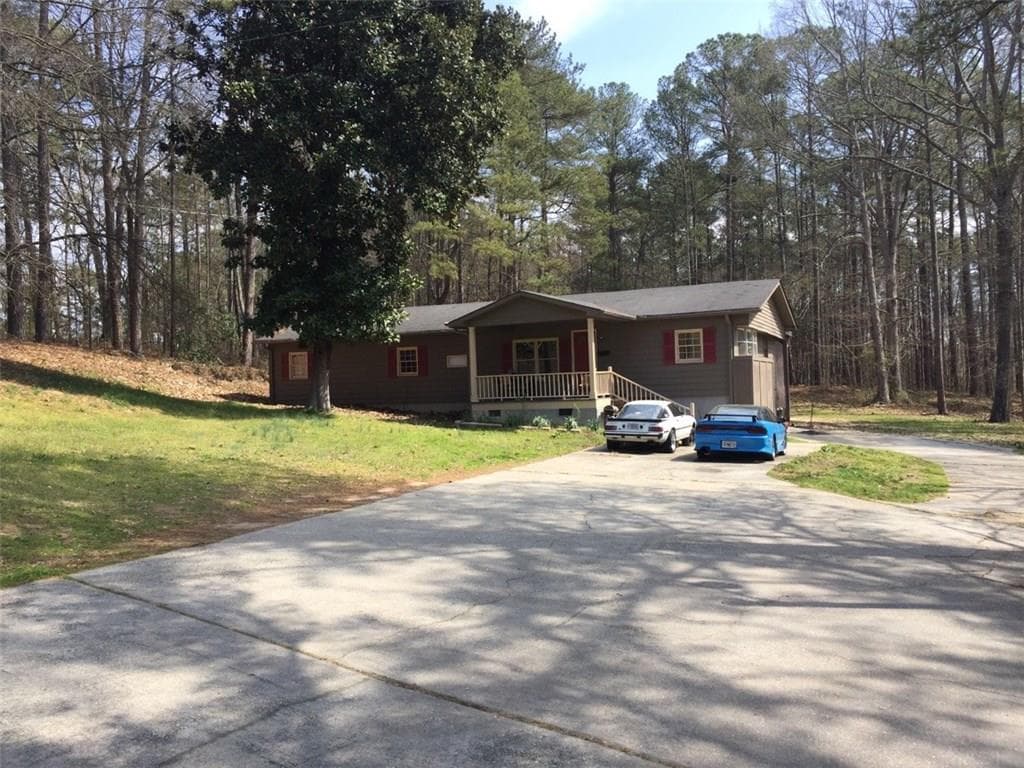 4 bedroom single family residence sold at 2286 Stone Drive, Lilburn, GA 30047