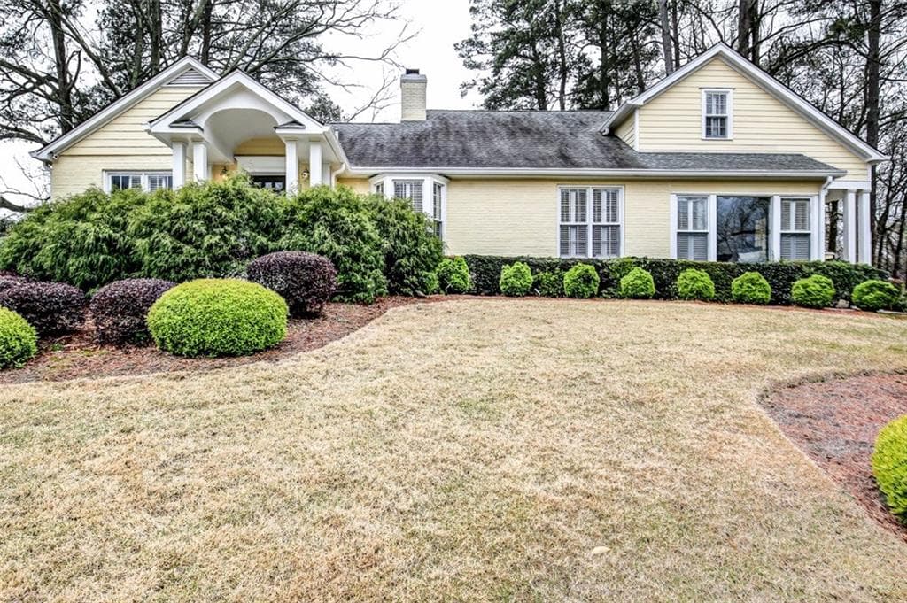 4 bedroom, 3,121 sq ft single family residence sold at 740 Wesley Drive, Atlanta, GA 30305