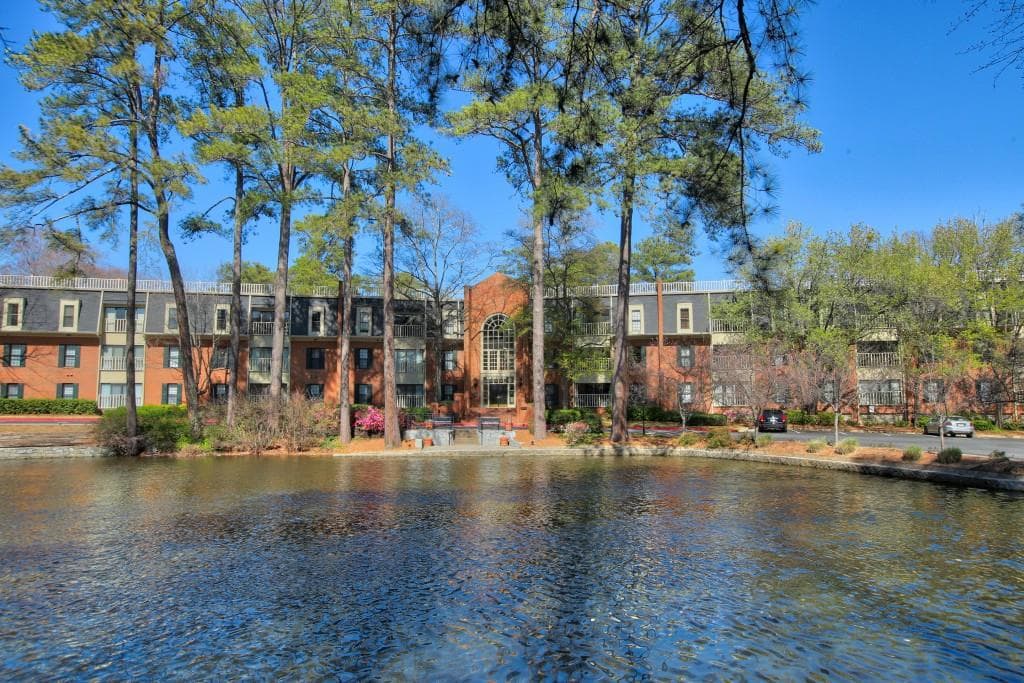 2 bedroom, 1,473 sq ft condominium sold at 23202 Plantation Drive 202, Atlanta, GA 30324