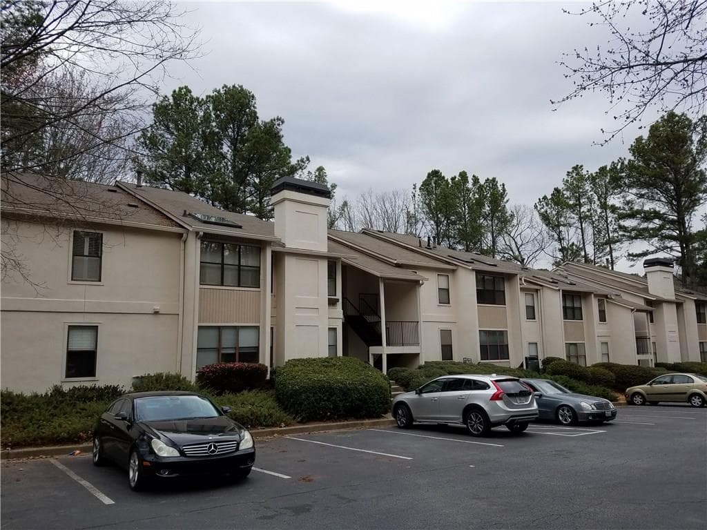 1312 Old Hammond Chase, Sandy Springs, GA 30350 — most recent listing photo