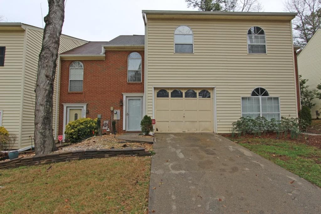658 Coventry Township Lane, Marietta, GA 30062 — most recent listing photo