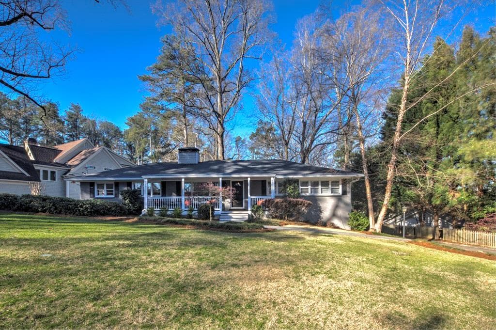 3 bedroom single family residence sold at 633 Valley Green Drive, Atlanta, GA 30342