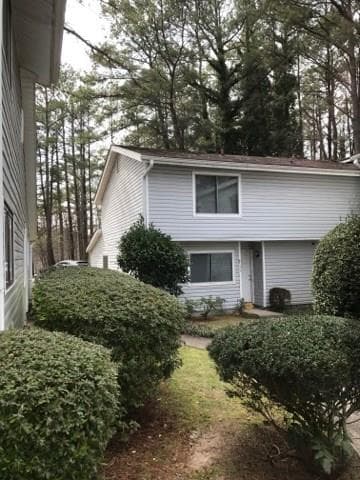 3 bedroom, 1,392 sq ft condominium sold at 8579 Creekwood Way, Jonesboro, GA 30238
