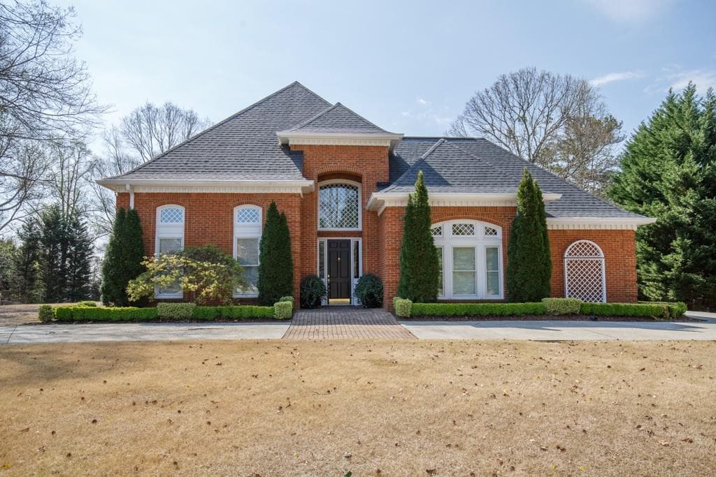 4 bedroom, 3,580 sq ft single family residence sold at 2555 Ginger Drive, Buford, GA 30519