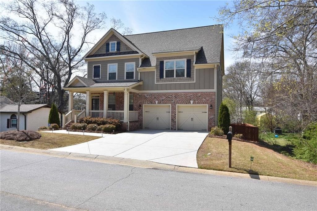 5 bedroom, 3,738 sq ft single family residence sold at 2890 Elizabeth Street, Smyrna, GA 30080