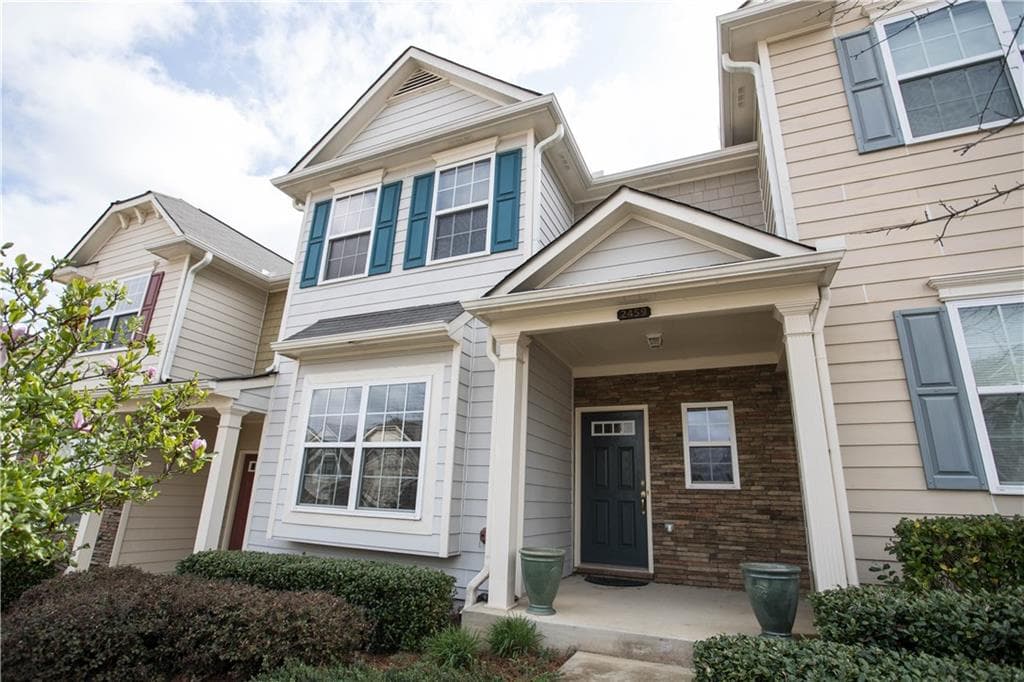 4 bedroom, 2,202 sq ft townhouse sold at 2459 Suwanee Pointe Drive, Lawrenceville, GA 30043