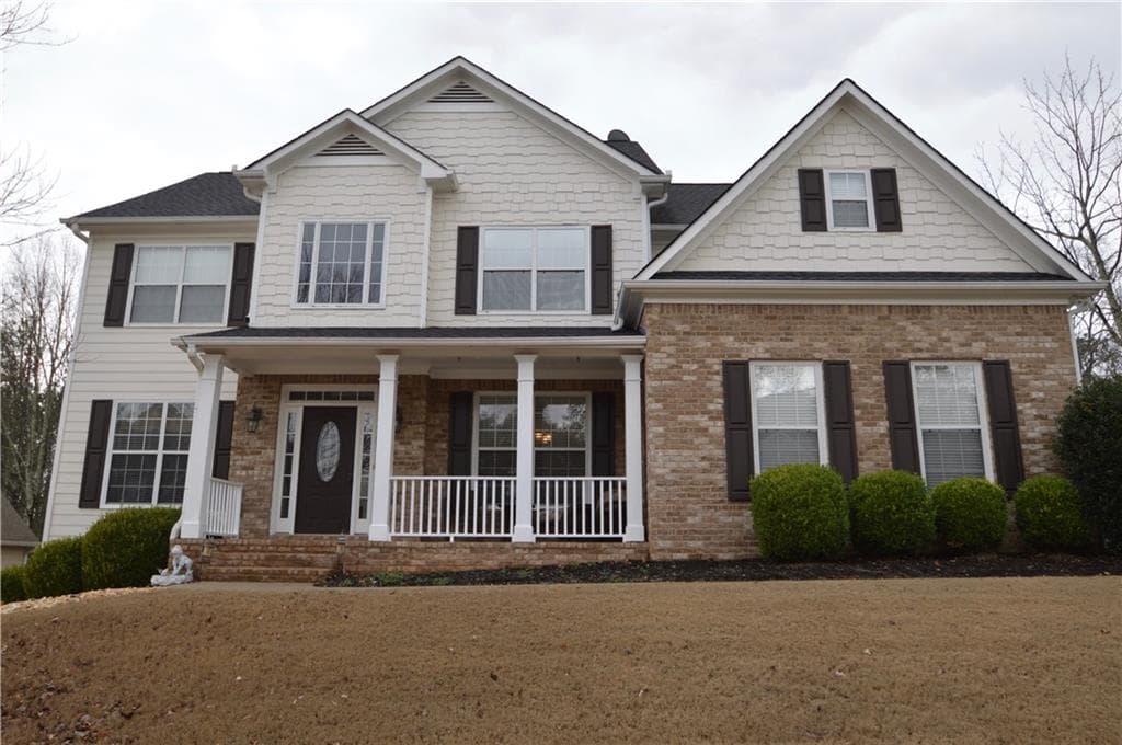 5 bedroom, 4,401 sq ft single family residence sold at 1032 Forest Creek Drive, Canton, GA 30115