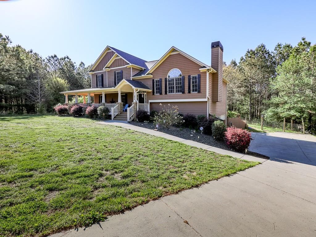 4 bedroom, 2,498 sq ft single family residence sold at 856 Hampton Farms Trail, Jasper, GA 30143