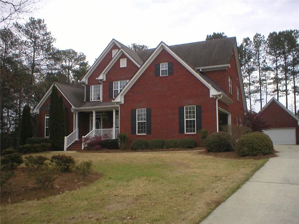 4 bedroom single family residence sold at 1637 WHITE OAK Cove, Loganville, GA 30052