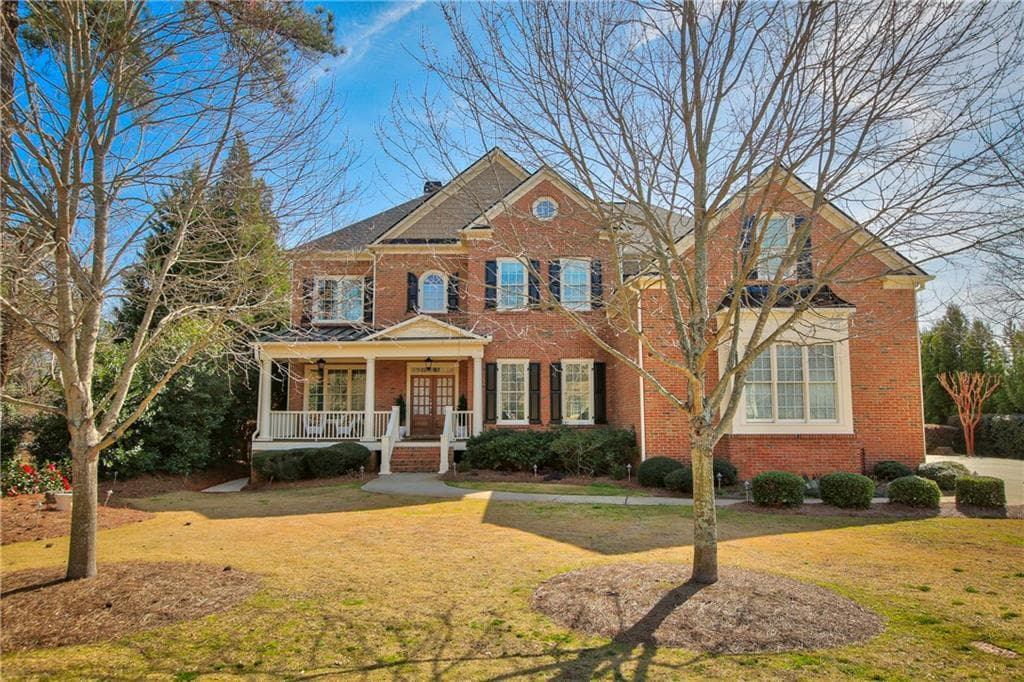 6 bedroom, 6,730 sq ft single family residence sold at 1065 Lillian Drive, Alpharetta, GA 30004