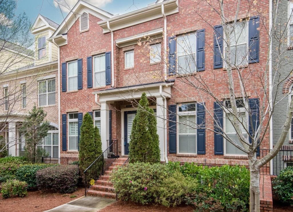 3 bedroom townhouse sold at 1608 Chatterton Court, Atlanta, GA 30329