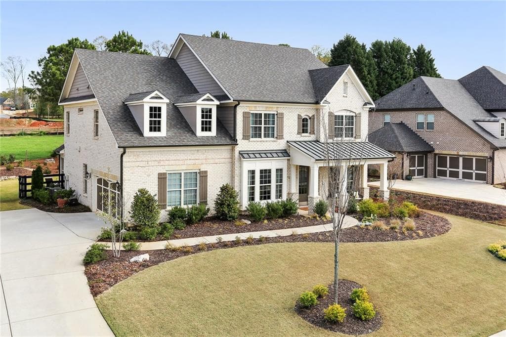 5 bedroom, 4,597 sq ft single family residence sold at 1040 Spence Street, Alpharetta, GA 30004