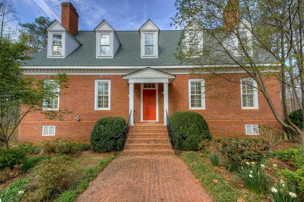 8325 Greenview Drive, Jonesboro, GA 30236 — most recent listing photo