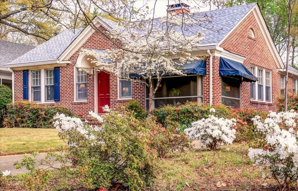 3 bedroom, 1,500 sq ft single family residence sold at 1346 Emory Road, Atlanta, GA 30306