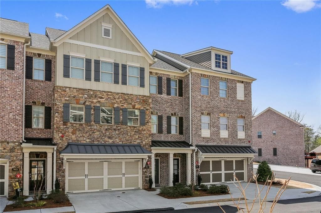 963 Thibideau Court 963, Sandy Springs, GA 30328 — most recent listing photo