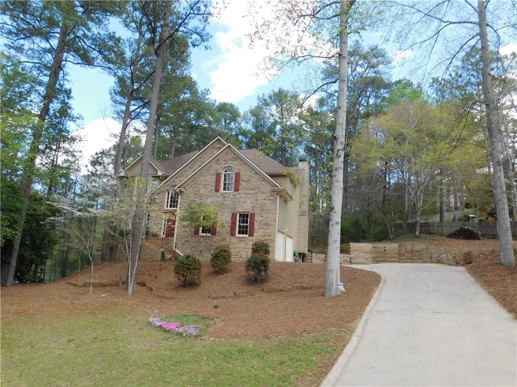 2402 Margay Drive, Kennesaw, GA 30152 — most recent listing photo