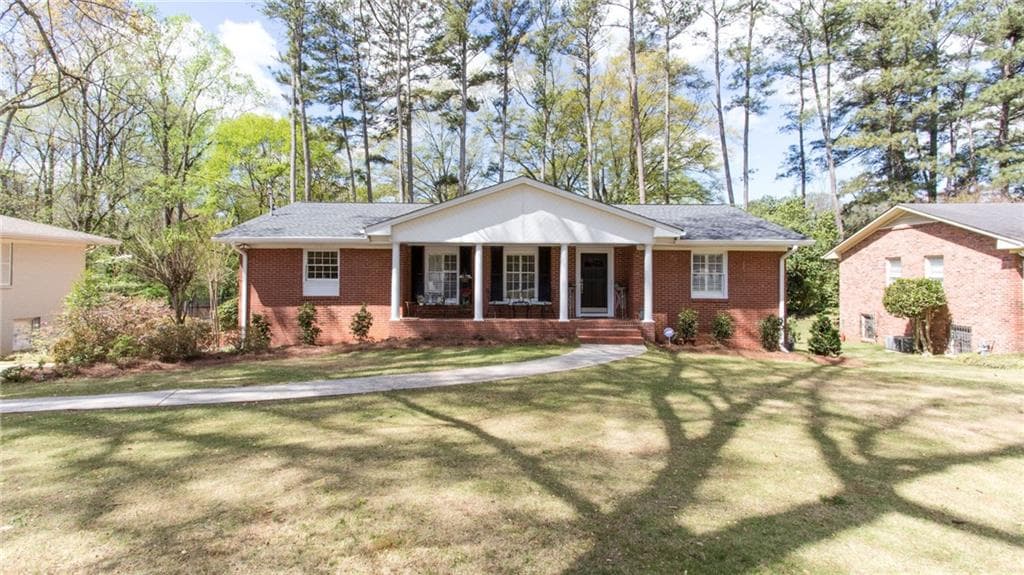5 bedroom single family residence sold at 1382 Knollwood Terrace, Decatur, GA 30033