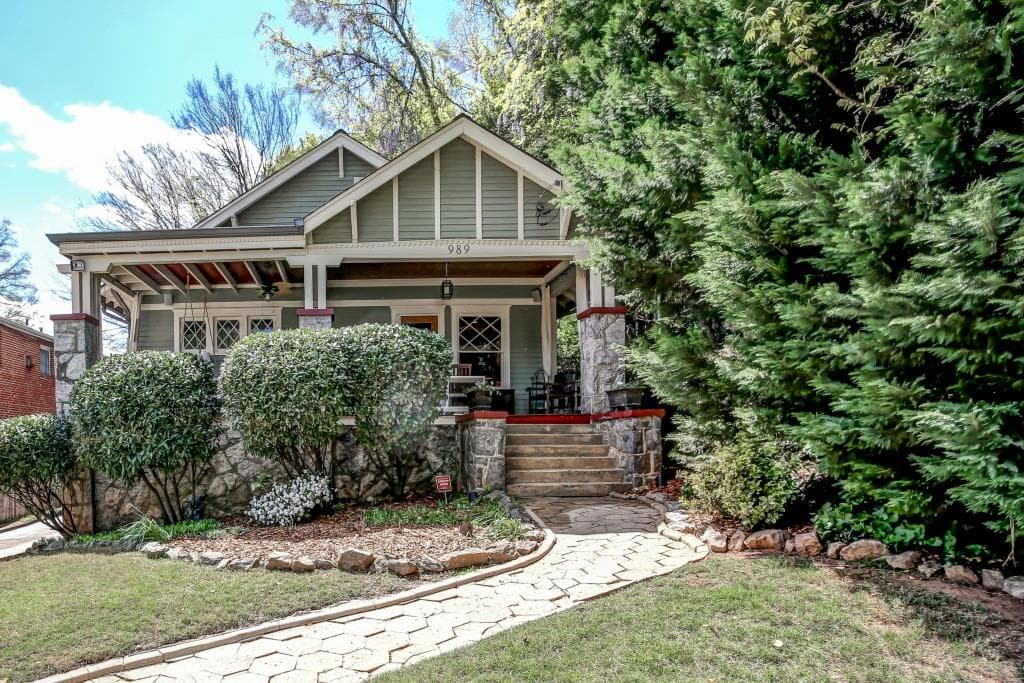 3 bedroom single family residence sold at 989 Greenwood Avenue, Atlanta, GA 30306