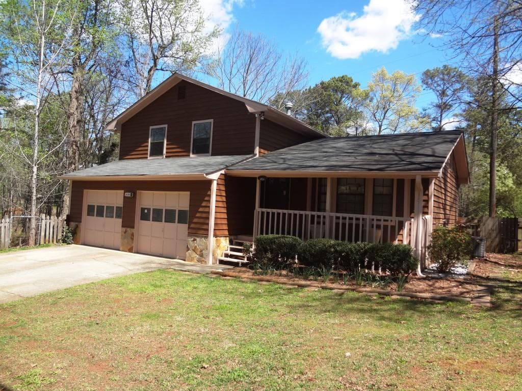 5686 Boggs Drive, Stone Mountain, GA 30087 — most recent listing photo