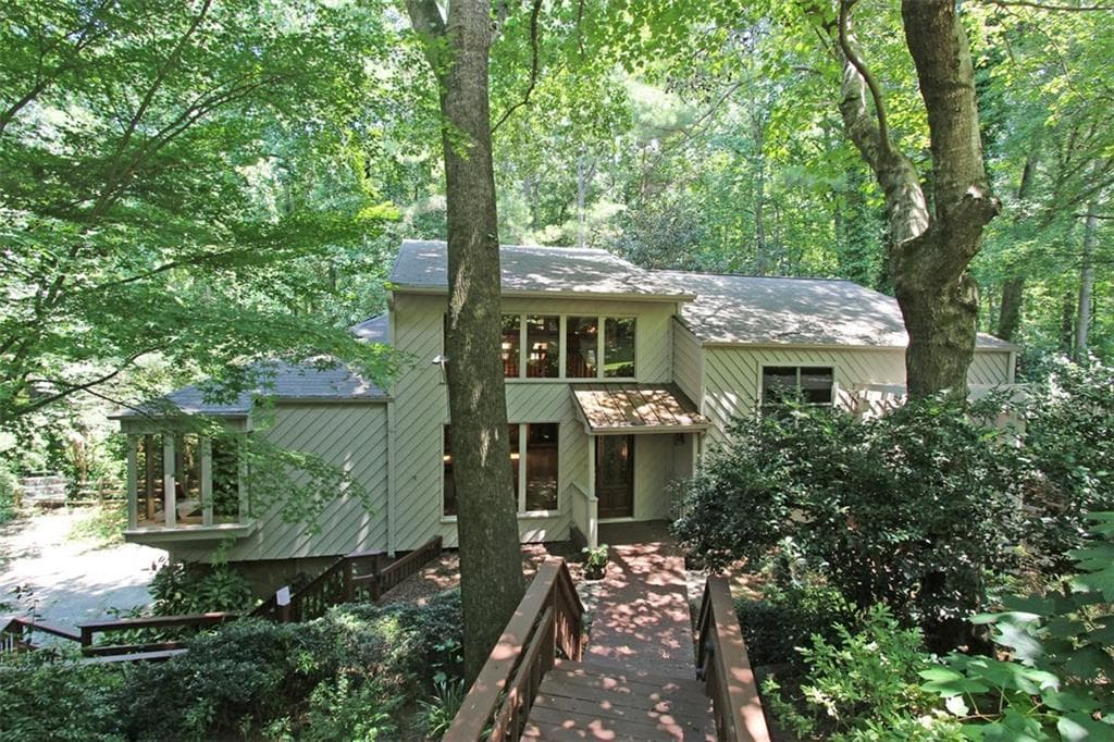 2586 Rocky Springs Drive, Marietta, GA 30062 — most recent listing photo
